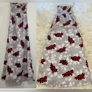 Alice + Olivia Floral Printed Sleeveless Maxi Dress